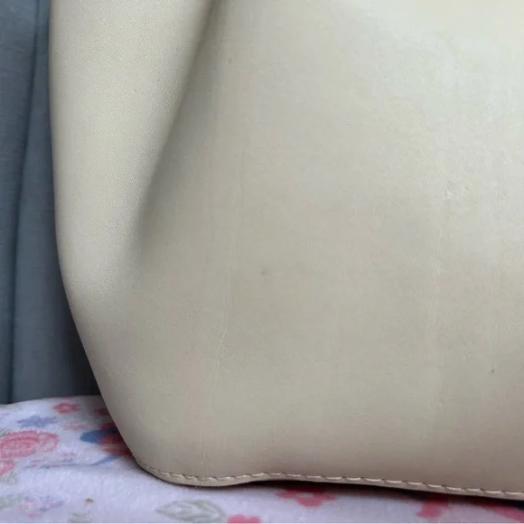 Portland leather large Devan in Bone - Picture 4 of 7